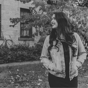 Meet your Posher, Emily